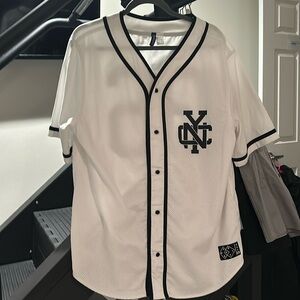 Mens “NYC” Dress/Casual White L ShortSleeve Baseball Shirt
